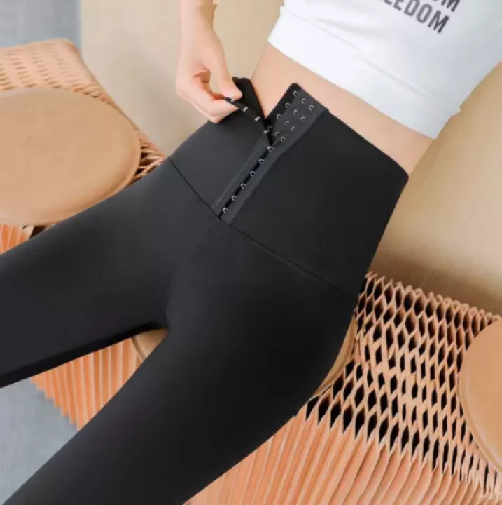 silver-leggins1.webp